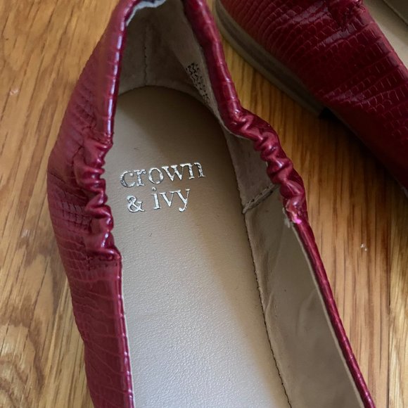 Crown & Ivy Jessica Red Flats- 6 - Picture 2 of 7